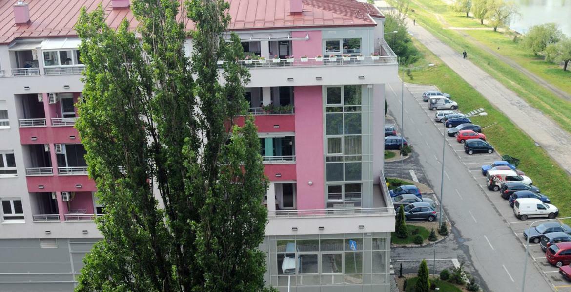 Tamis Kapija Apartment Pančevo Buitenkant foto