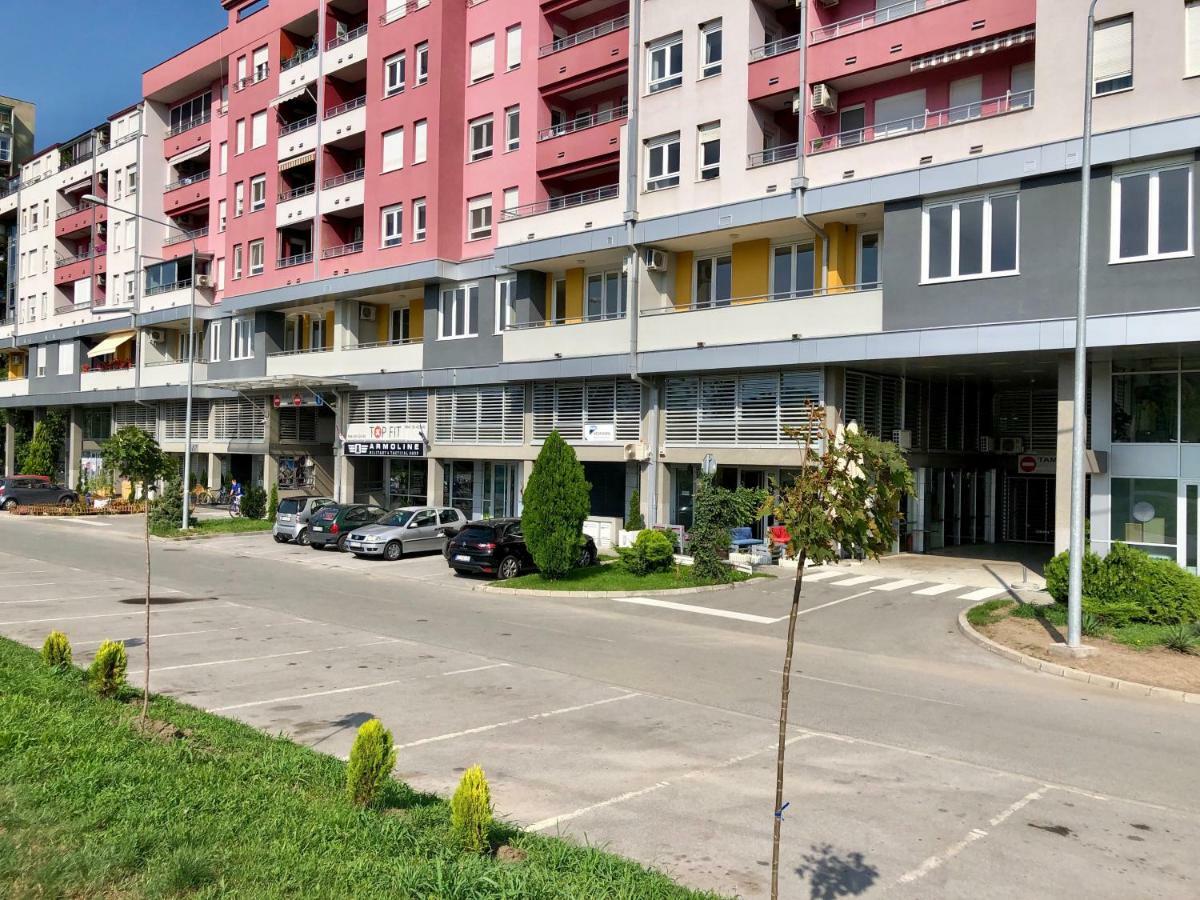 Tamis Kapija Apartment Pančevo Buitenkant foto
